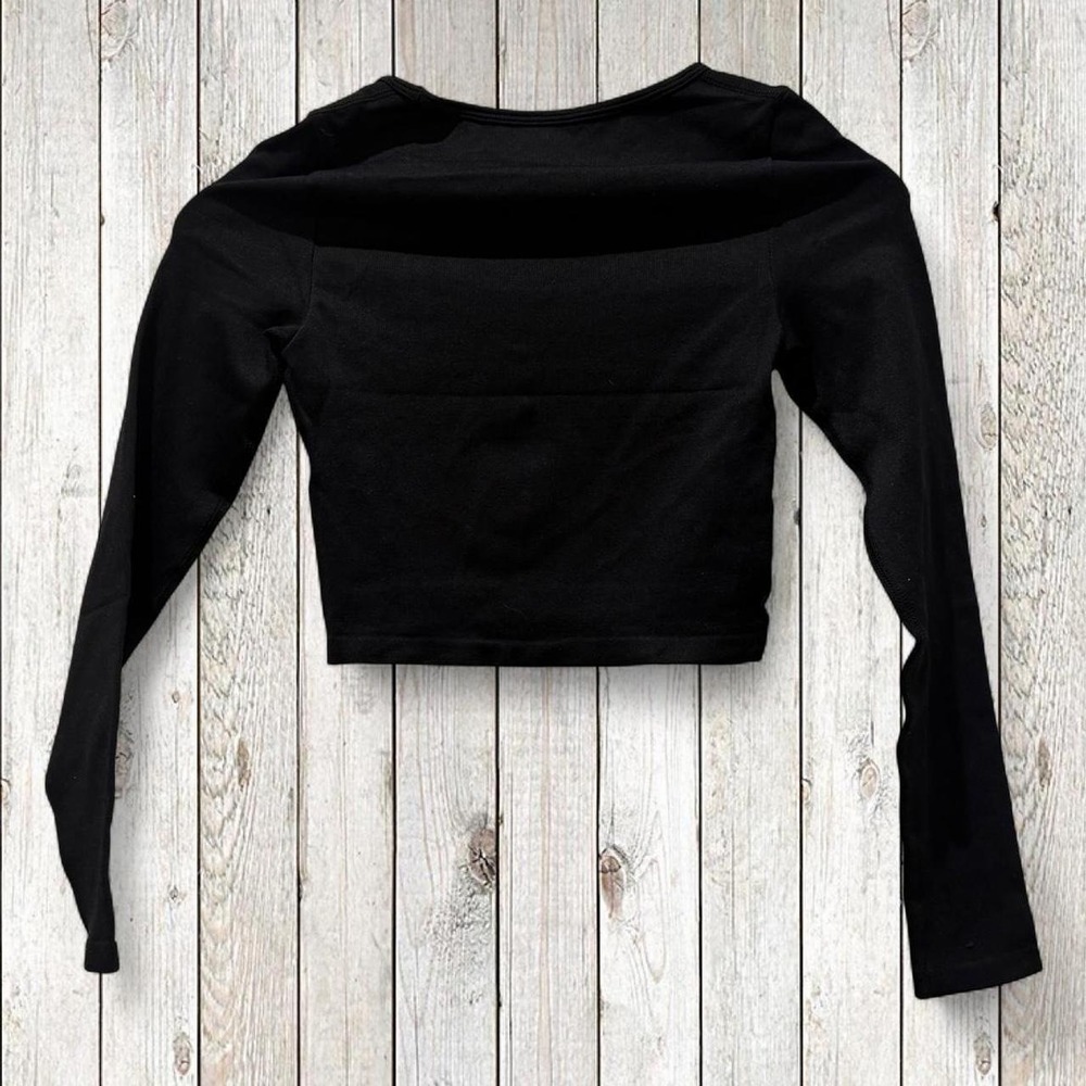 OQQ Black Long Sleeve Seamless Crop Top Size Small | Square Neck Basic - Picture 2 of 3